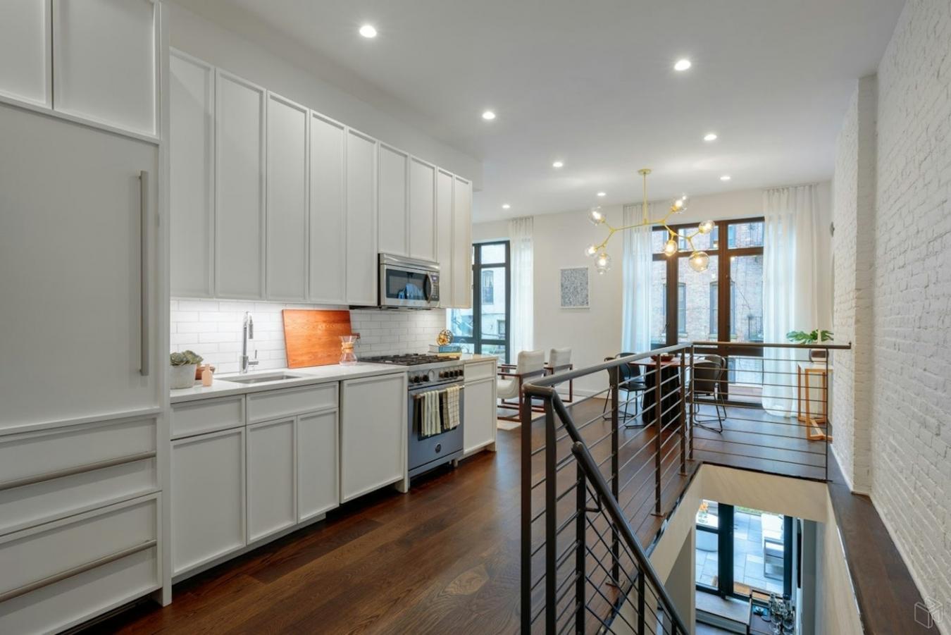 Harlem, New York, 10031, United States, 1 Bedroom Bedrooms, ,2 BathroomsBathrooms,Residential,For Sale,1952950
