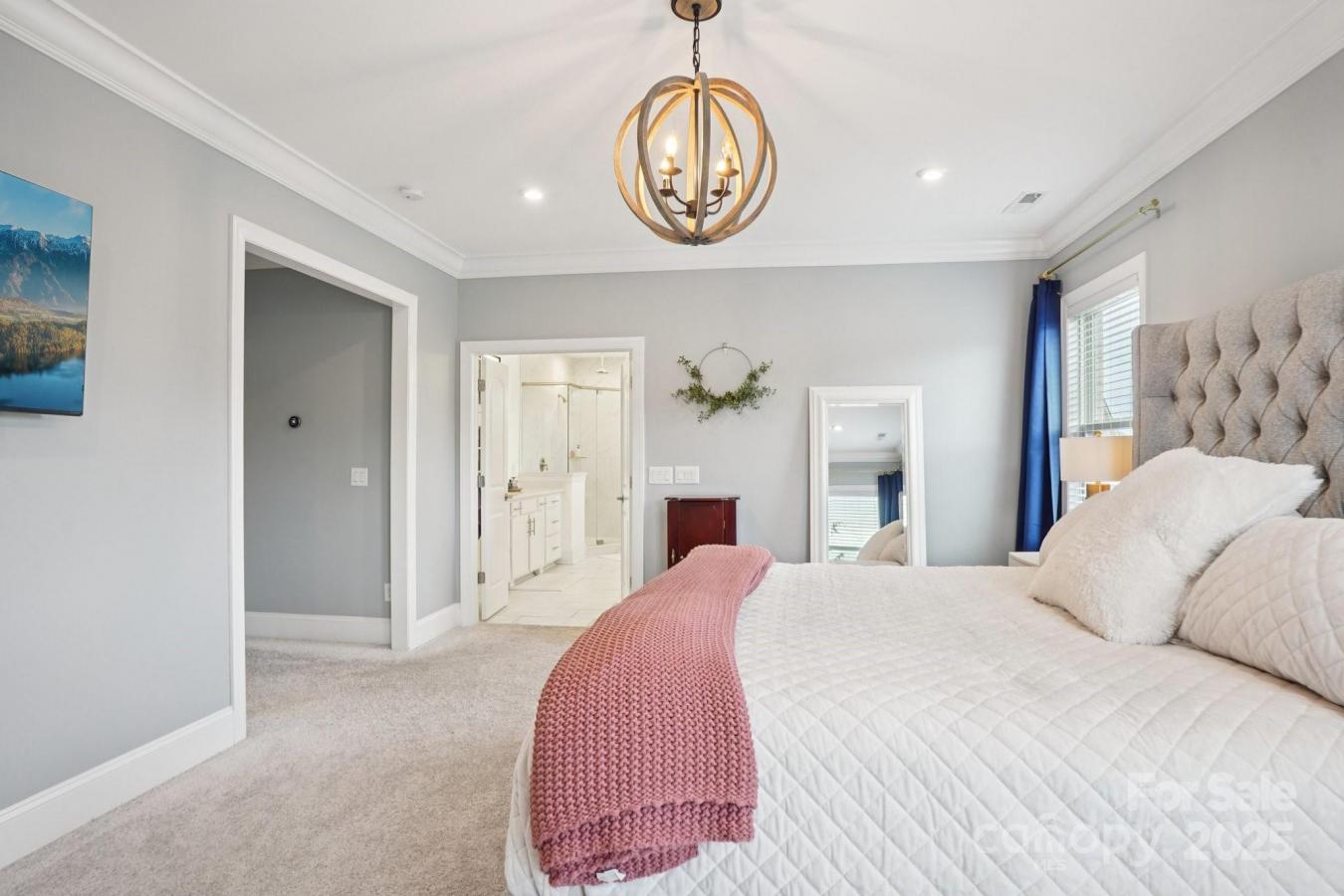 Huntersville, Mecklenburg, 28078, United States, 6 Bedrooms Bedrooms, ,5 BathroomsBathrooms,Residential,For Sale,1952945