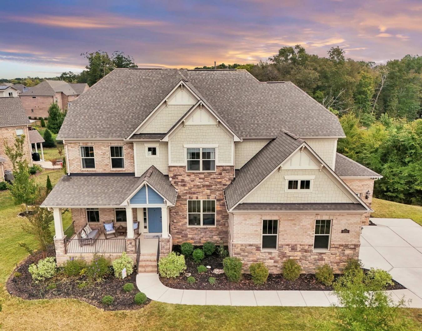 Huntersville, Mecklenburg, 28078, United States, 6 Bedrooms Bedrooms, ,5 BathroomsBathrooms,Residential,For Sale,1952945
