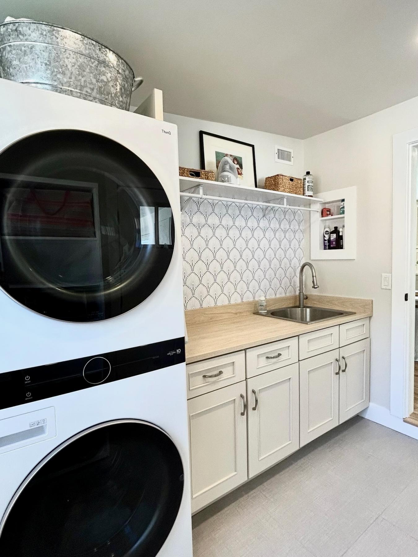 Jacksonville, Florida, 32207, United States, 3 Bedrooms Bedrooms, ,2 BathroomsBathrooms,Residential,For Sale,1963365