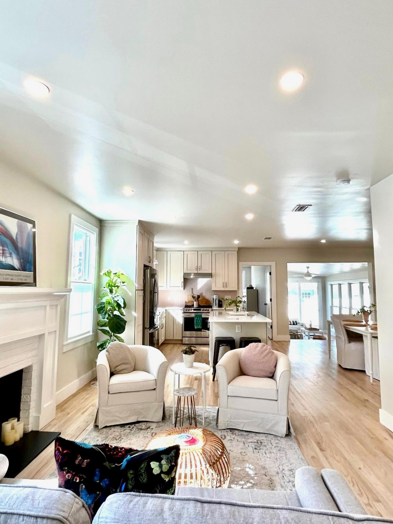 Jacksonville, Florida, 32207, United States, 3 Bedrooms Bedrooms, ,2 BathroomsBathrooms,Residential,For Sale,1963365