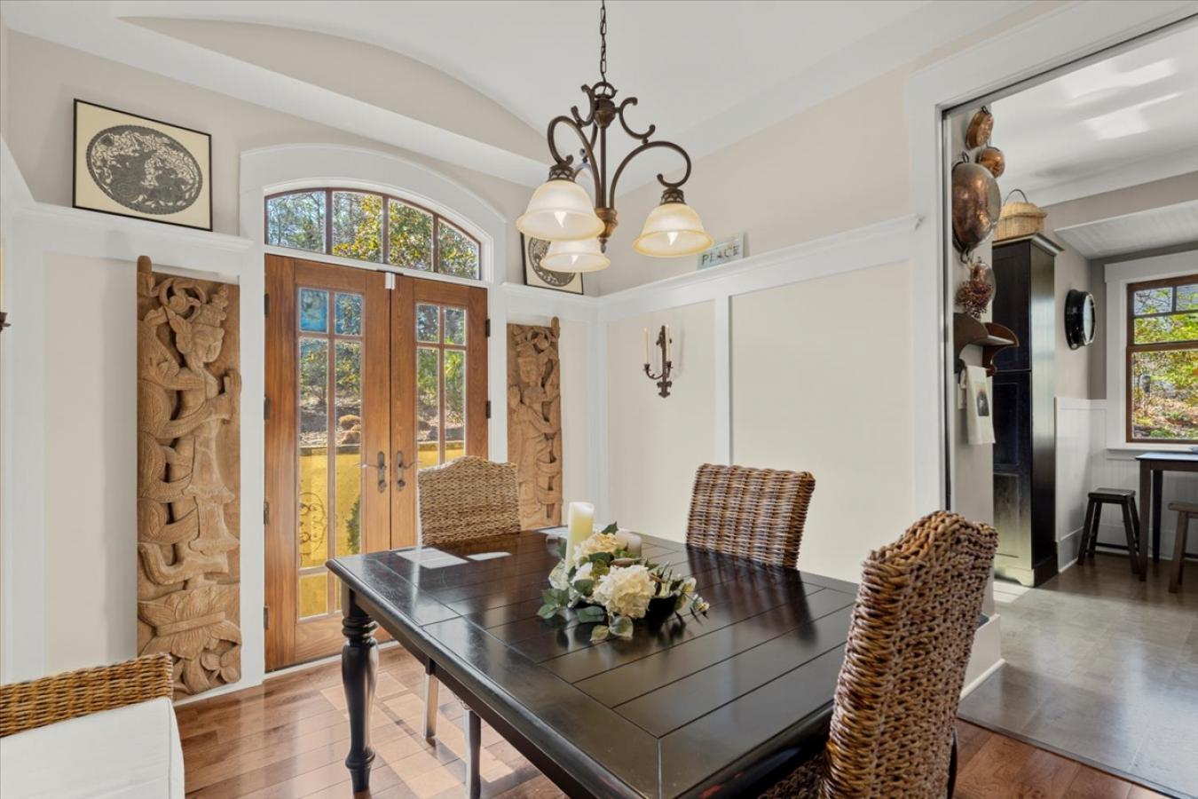 Roswell, Fulton, 30075, United States, 5 Bedrooms Bedrooms, ,5 BathroomsBathrooms,Residential,For Sale,1952943
