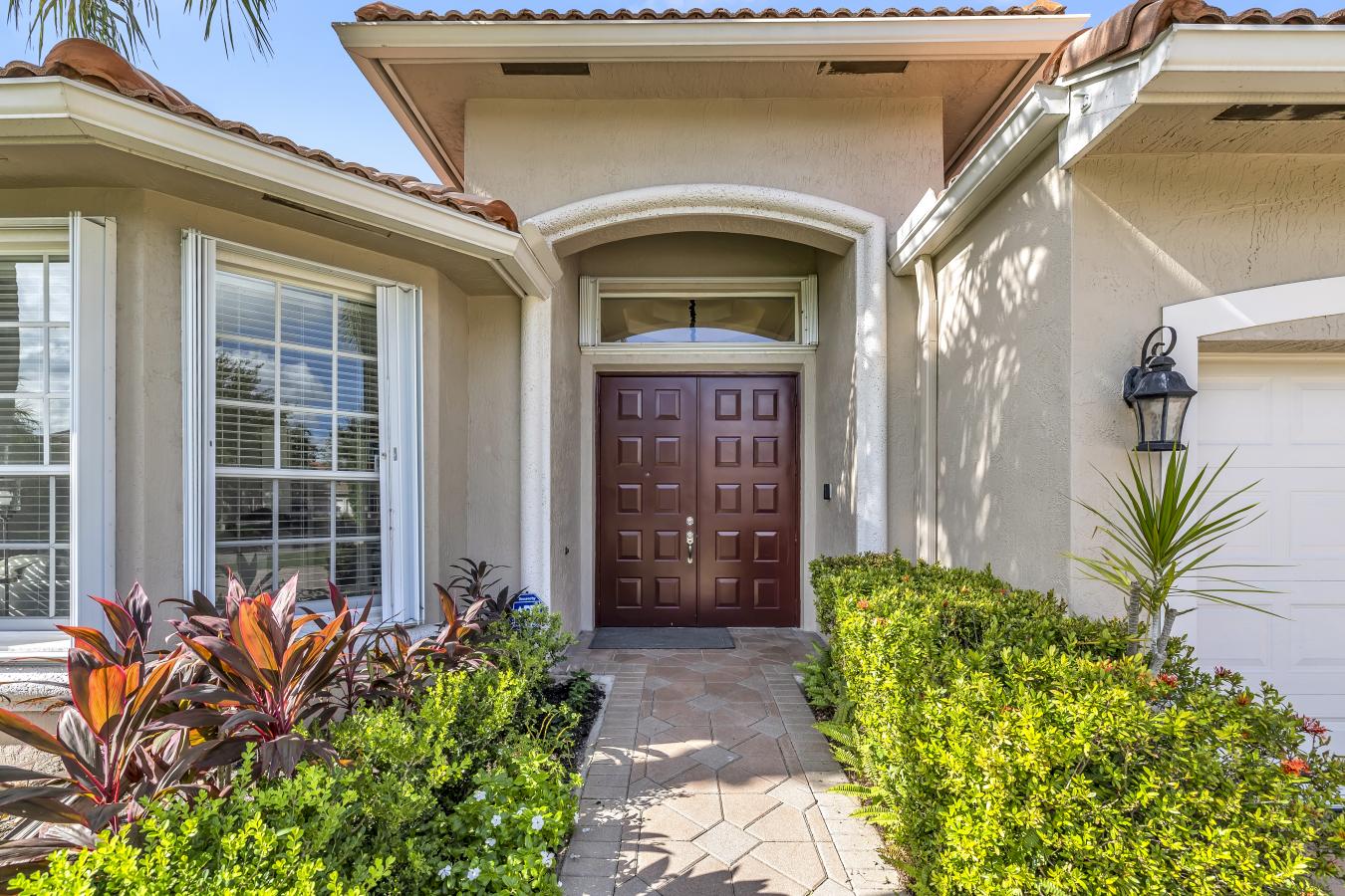 Coral Springs, Broward, 33067, United States, 4 Bedrooms Bedrooms, ,3 BathroomsBathrooms,Residential,For Sale,1952940