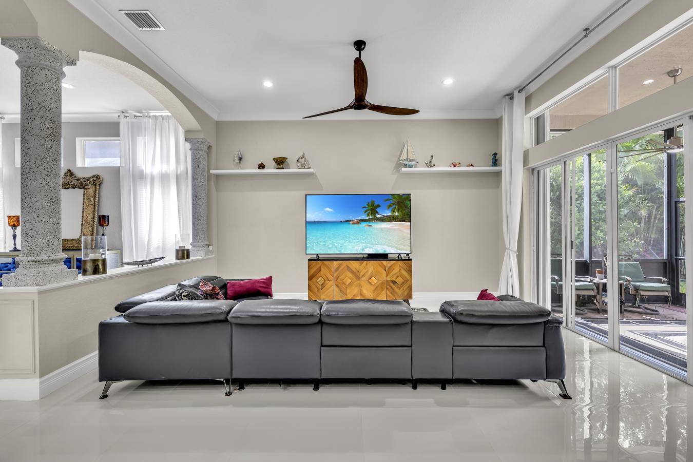 Coral Springs, Broward, 33067, United States, 4 Bedrooms Bedrooms, ,3 BathroomsBathrooms,Residential,For Sale,1952940