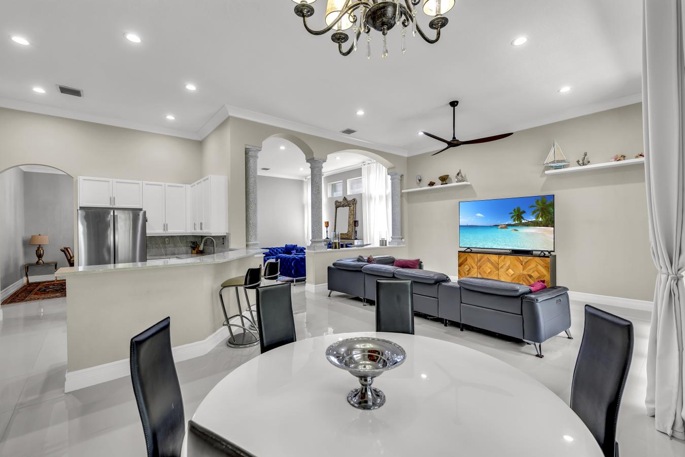 Coral Springs, Broward, 33067, United States, 4 Bedrooms Bedrooms, ,3 BathroomsBathrooms,Residential,For Sale,1952940