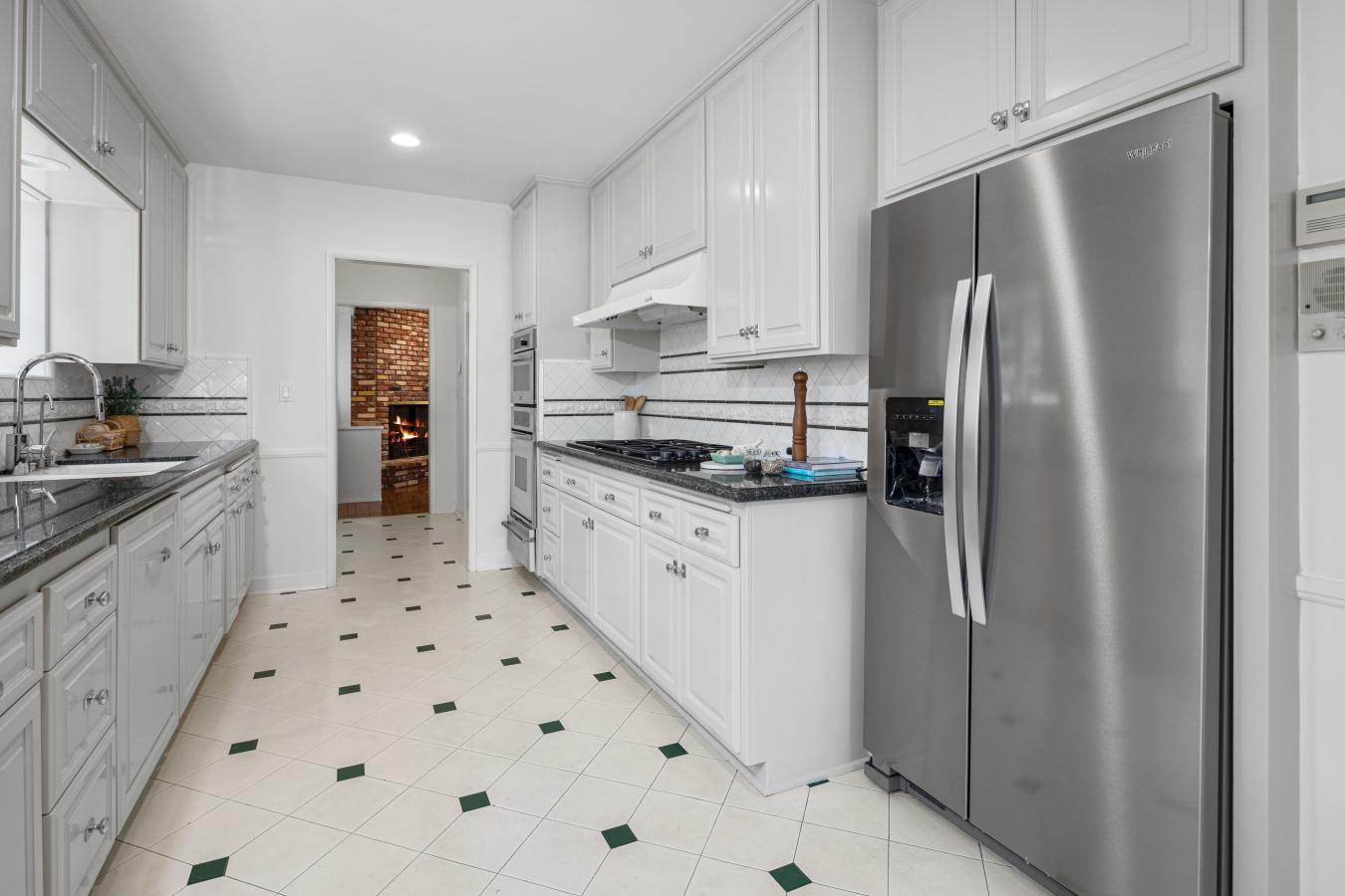San Marino, Los Angeles, 91108, United States, 4 Bedrooms Bedrooms, ,2 BathroomsBathrooms,Residential,For Sale,1952939