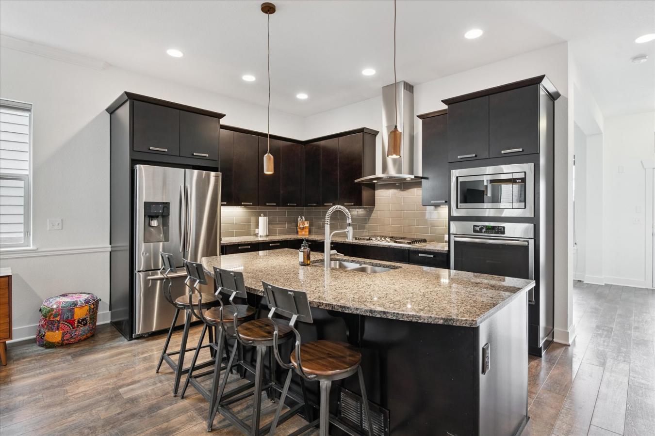 Denver, Denver, 80206, United States, 4 Bedrooms Bedrooms, ,3 BathroomsBathrooms,Residential,For Sale,1952935