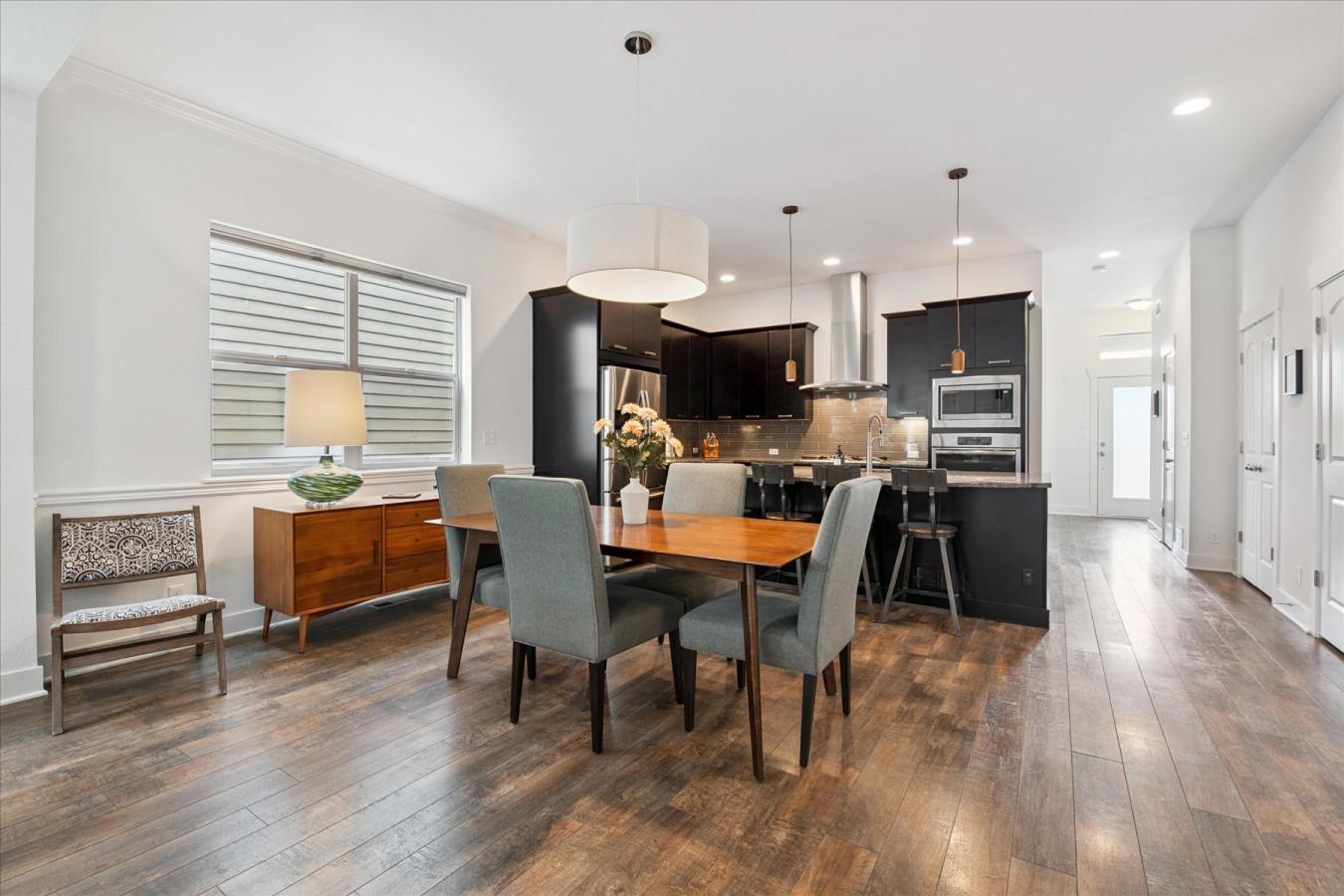 Denver, Denver, 80206, United States, 4 Bedrooms Bedrooms, ,3 BathroomsBathrooms,Residential,For Sale,1952935