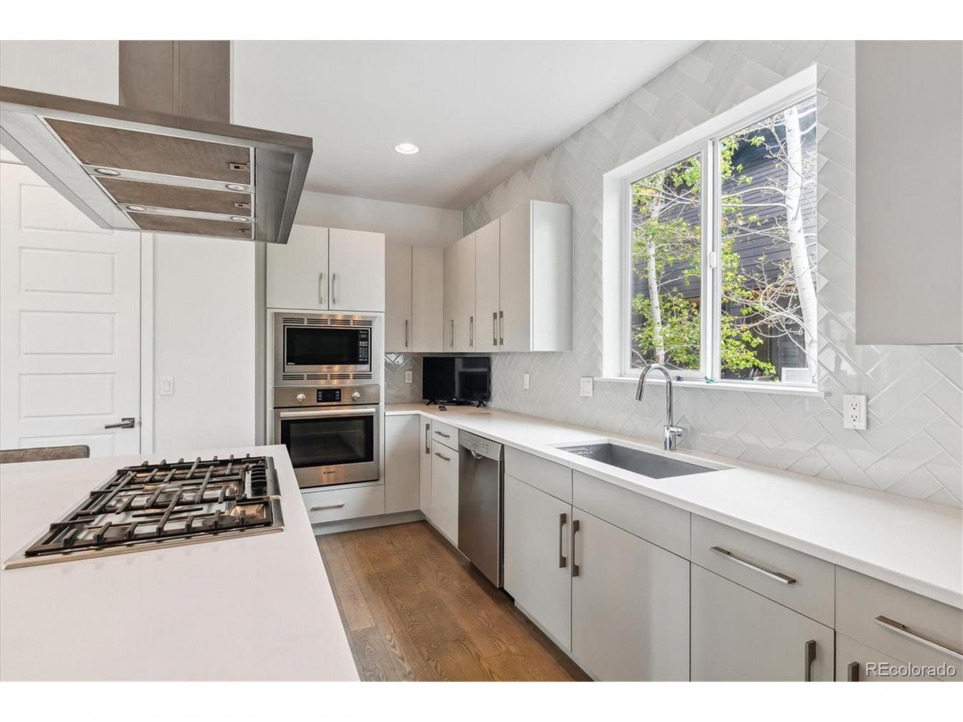 Denver, Denver, 80238, United States, 5 Bedrooms Bedrooms, ,4 BathroomsBathrooms,Residential,For Sale,1952933