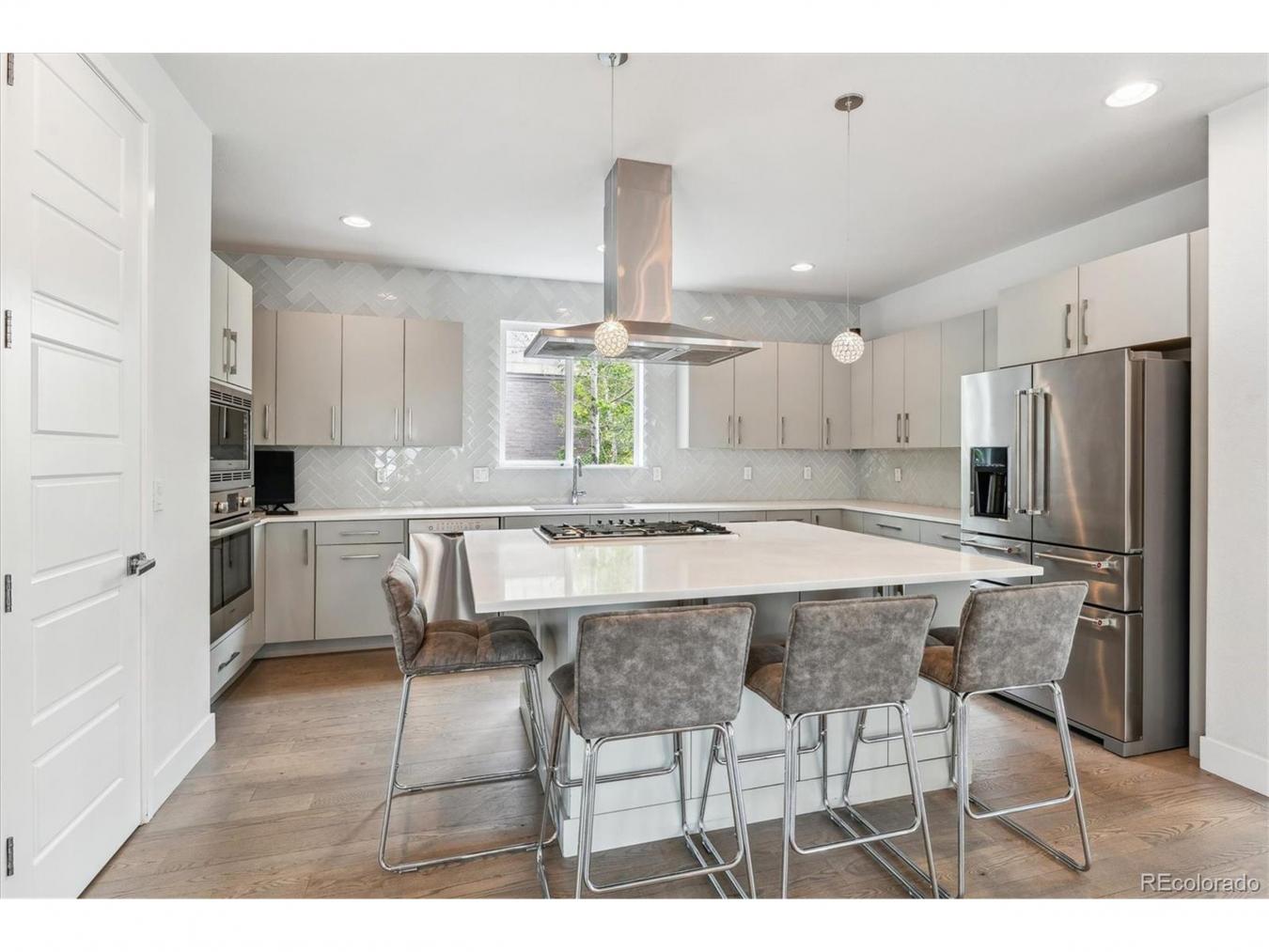 Denver, Denver, 80238, United States, 5 Bedrooms Bedrooms, ,4 BathroomsBathrooms,Residential,For Sale,1952933