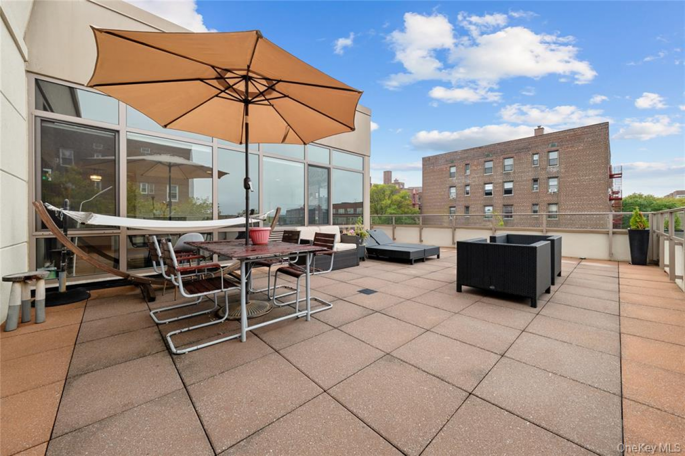 Forest Hills, Queens, 11375, United States, 2 Bedrooms Bedrooms, ,2 BathroomsBathrooms,Residential,For Sale,1953213