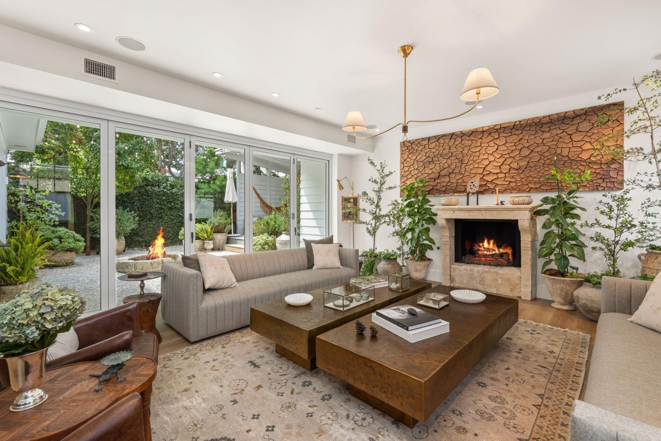 Coronado, California, 92118, United States, 3 Bedrooms Bedrooms, ,4 BathroomsBathrooms,Residential,For Sale,1953212