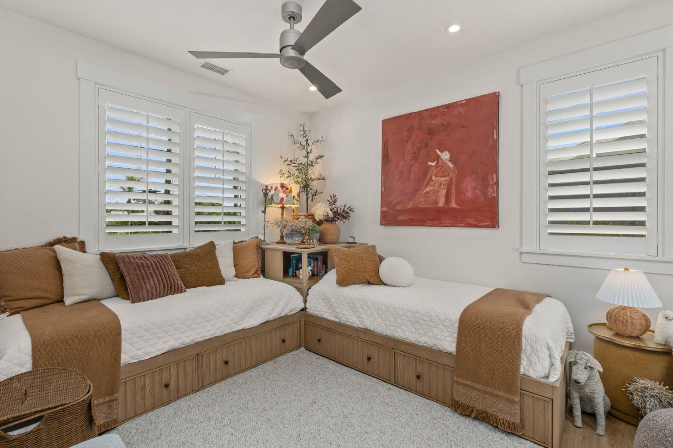 Coronado, California, 92118, United States, 3 Bedrooms Bedrooms, ,4 BathroomsBathrooms,Residential,For Sale,1953212