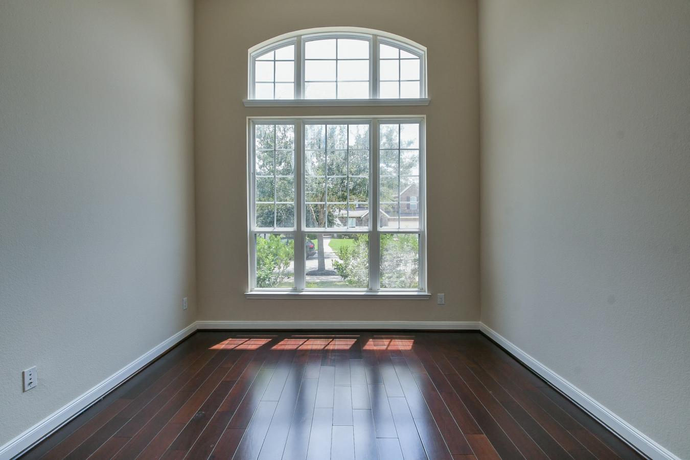 Sugar Land, Fort Bend, 77479, United States, 6 Bedrooms Bedrooms, ,4 BathroomsBathrooms,Residential,For Sale,1953210