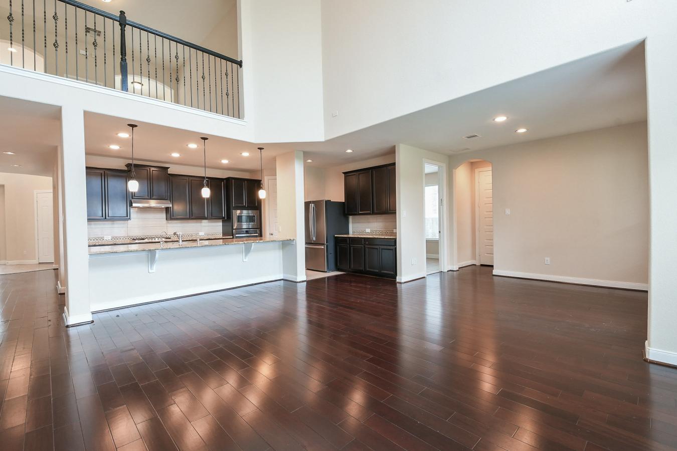 Sugar Land, Fort Bend, 77479, United States, 6 Bedrooms Bedrooms, ,4 BathroomsBathrooms,Residential,For Sale,1953210