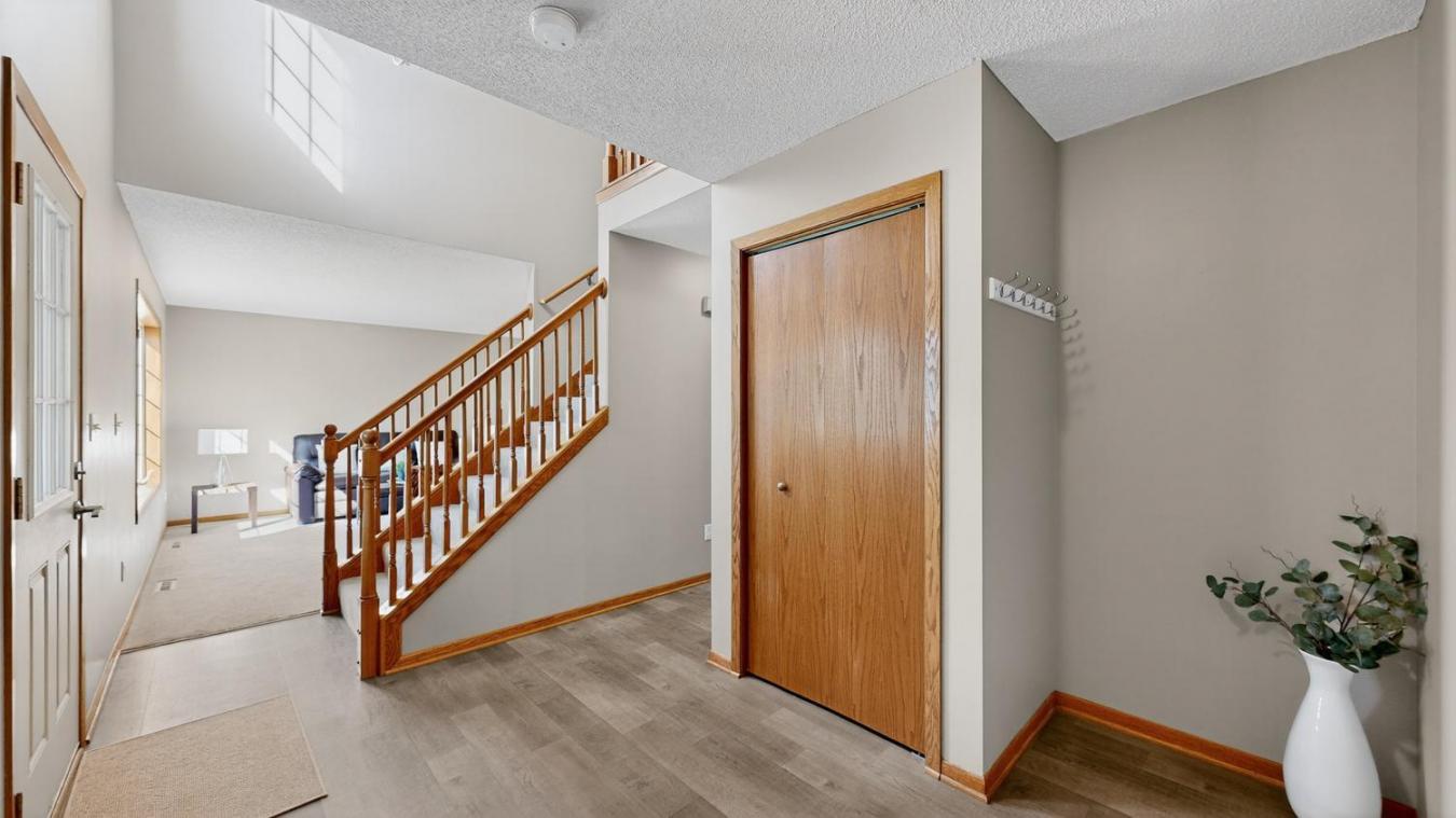 2114 Ponderosa Drive SW Rochester MN, Rochester, Olmsted, 55902, United States, 4 Bedrooms Bedrooms, ,3 BathroomsBathrooms,Residential,For Sale,2114 Ponderosa Drive SW Rochester MN,6791662