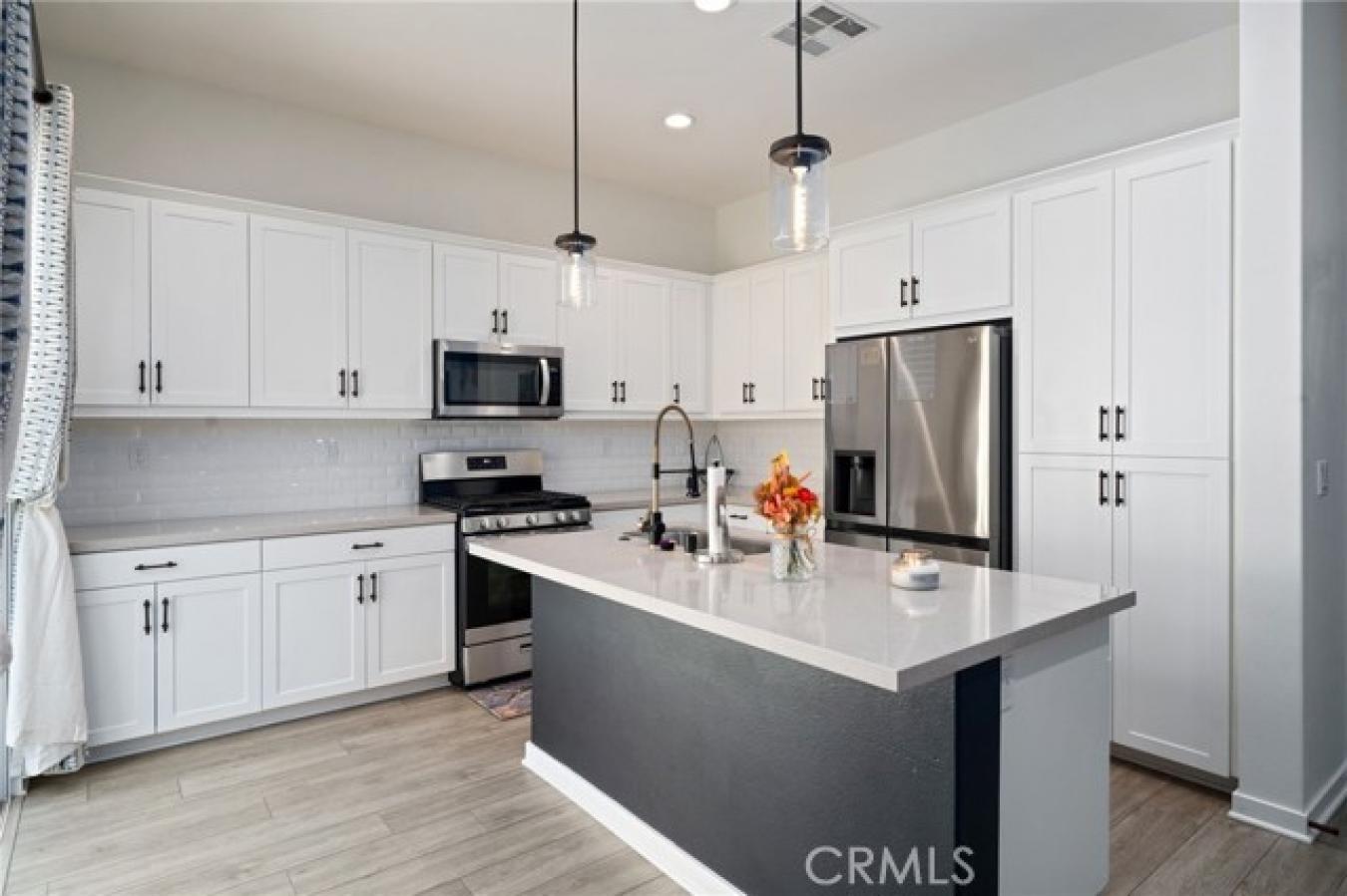 Corona, Riverside, 92883, United States, 3 Bedrooms Bedrooms, ,2 BathroomsBathrooms,Residential,For Sale,1953209