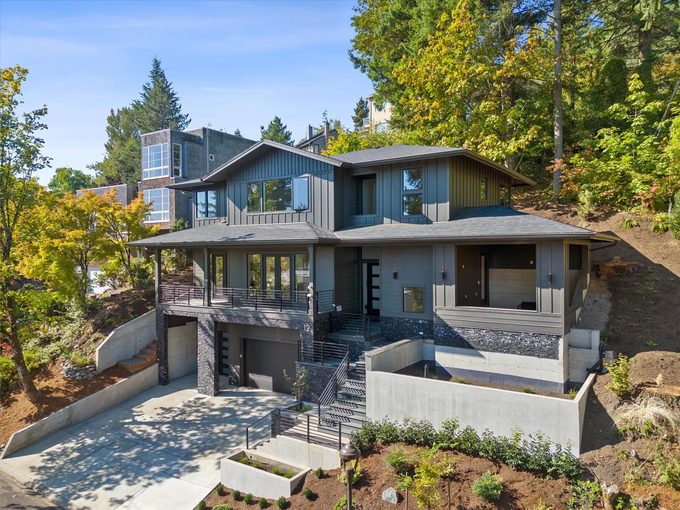 Lake Oswego, Multnomah, 97035, United States, 4 Bedrooms Bedrooms, ,3 BathroomsBathrooms,Residential,For Sale,1953208