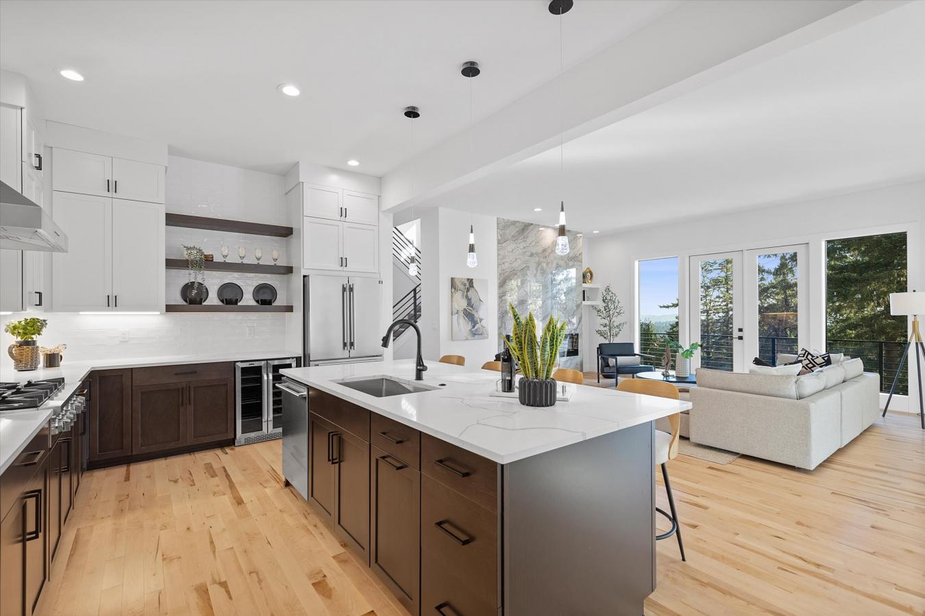 Lake Oswego, Multnomah, 97035, United States, 4 Bedrooms Bedrooms, ,3 BathroomsBathrooms,Residential,For Sale,1953208