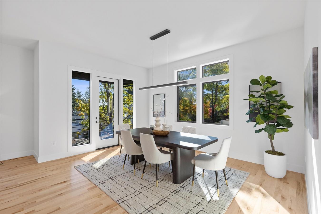 Lake Oswego, Multnomah, 97035, United States, 4 Bedrooms Bedrooms, ,3 BathroomsBathrooms,Residential,For Sale,1953208