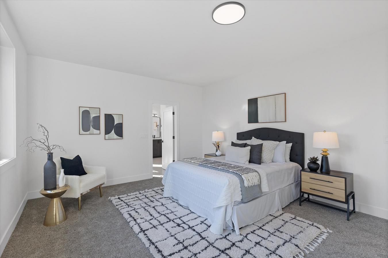 Lake Oswego, Multnomah, 97035, United States, 4 Bedrooms Bedrooms, ,3 BathroomsBathrooms,Residential,For Sale,1953208