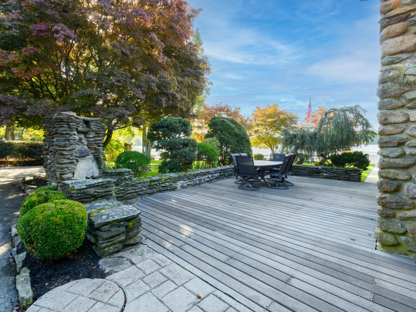 Smithfield, Providence, 02917, United States, 3 Bedrooms Bedrooms, ,2 BathroomsBathrooms,Residential,For Sale,1953585