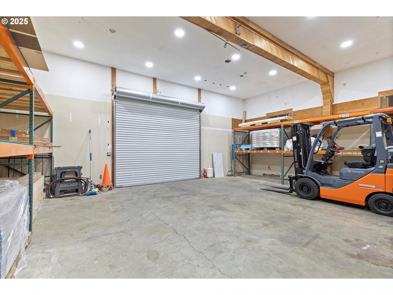 Portland, Multnomah, 97202, United States, ,Residential,For Sale,1953206