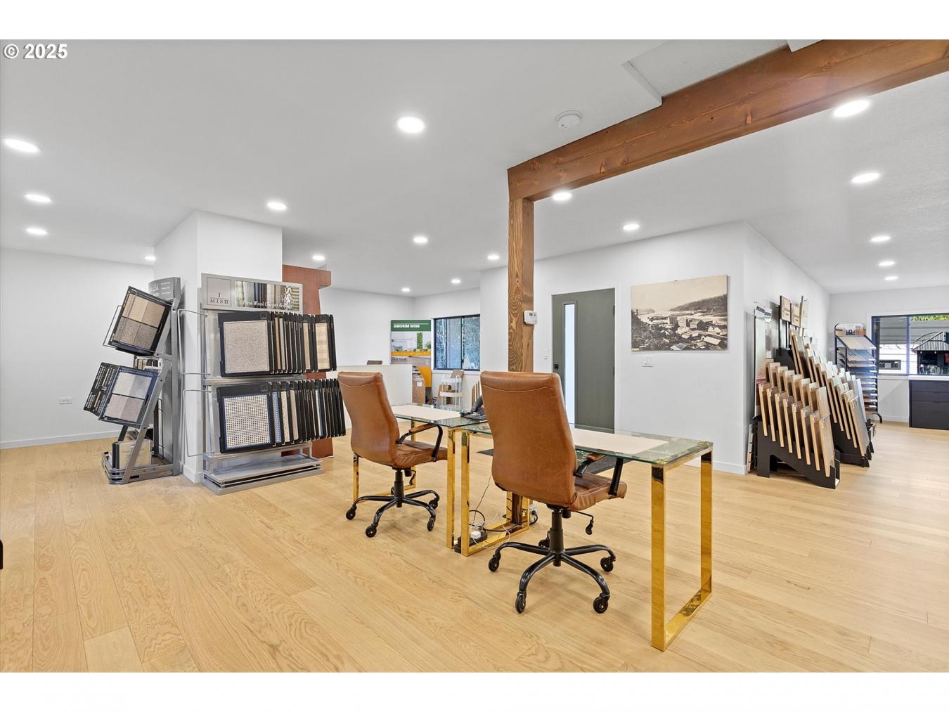 Portland, Multnomah, 97202, United States, ,Residential,For Sale,1953206