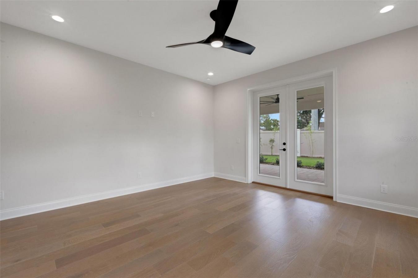 LAKELAND, Polk, 33812, United States, 5 Bedrooms Bedrooms, ,4 BathroomsBathrooms,Residential,For Sale,1953200