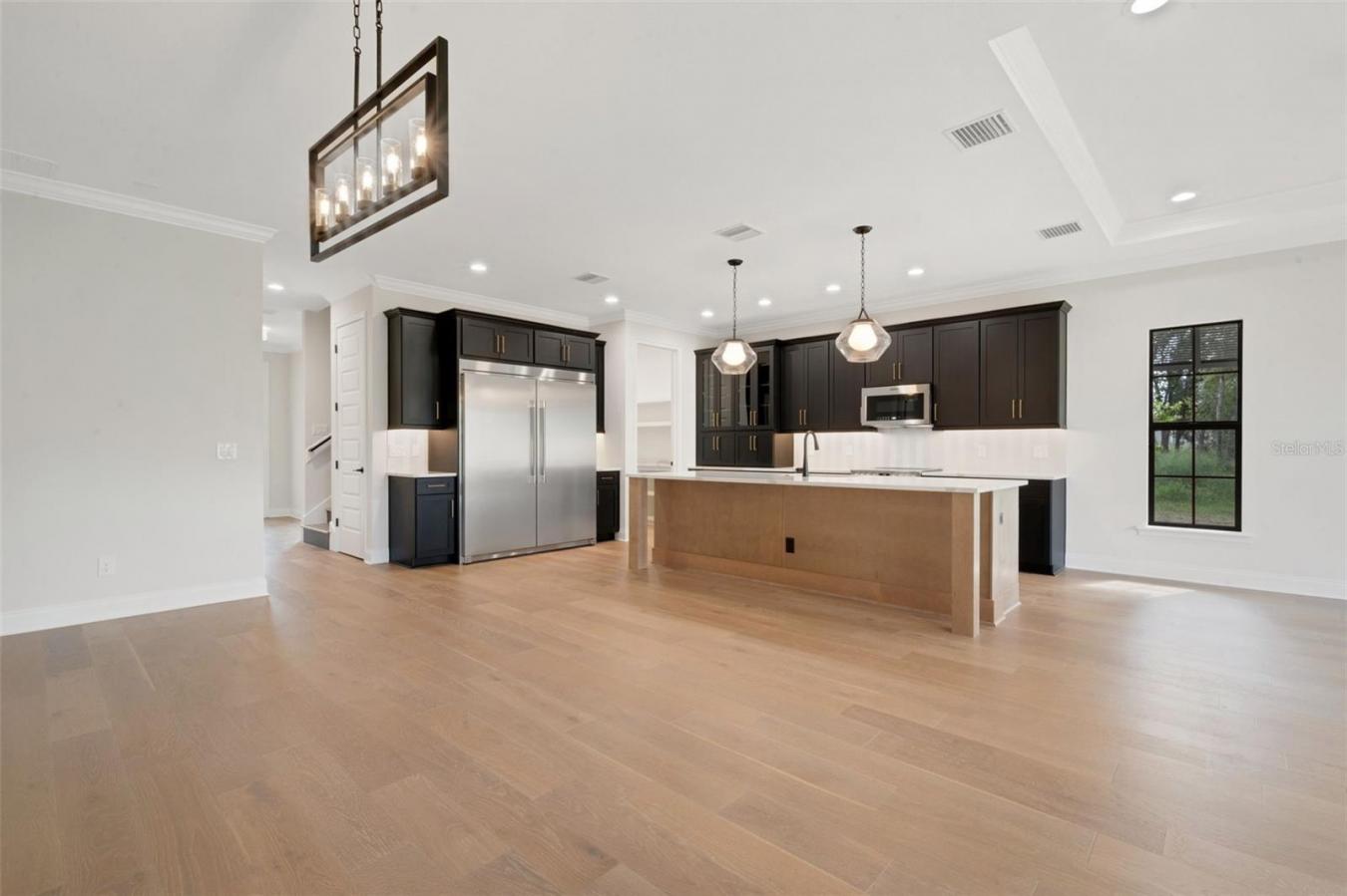 LAKELAND, Polk, 33812, United States, 5 Bedrooms Bedrooms, ,4 BathroomsBathrooms,Residential,For Sale,1953200