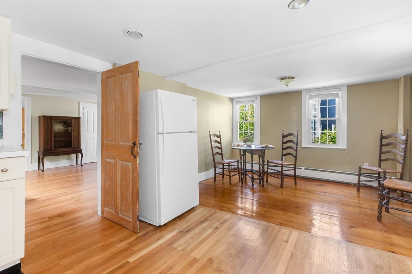 Ipswich, Essex, 01938, United States, 4 Bedrooms Bedrooms, ,3 BathroomsBathrooms,Residential,For Sale,1953201