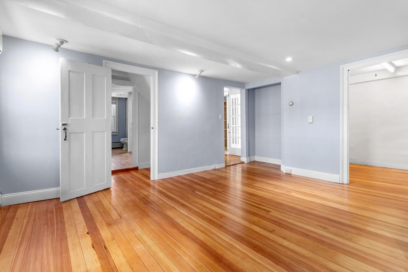 Ipswich, Essex, 01938, United States, 4 Bedrooms Bedrooms, ,3 BathroomsBathrooms,Residential,For Sale,1953201