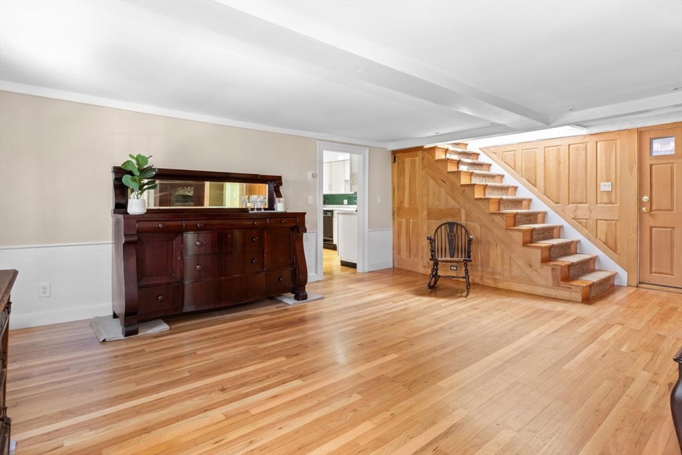 Ipswich, Essex, 01938, United States, 4 Bedrooms Bedrooms, ,3 BathroomsBathrooms,Residential,For Sale,1953201