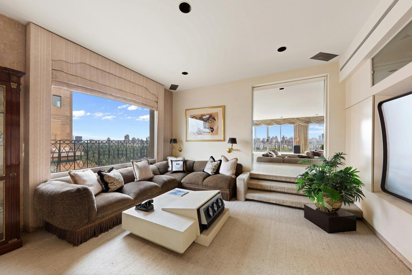 New York, New York, 10023, United States, 3 Bedrooms Bedrooms, ,4 BathroomsBathrooms,Residential,For Sale,1953583