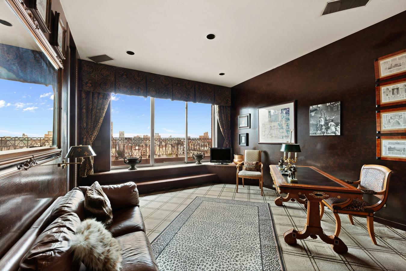 New York, New York, 10023, United States, 3 Bedrooms Bedrooms, ,4 BathroomsBathrooms,Residential,For Sale,1953583