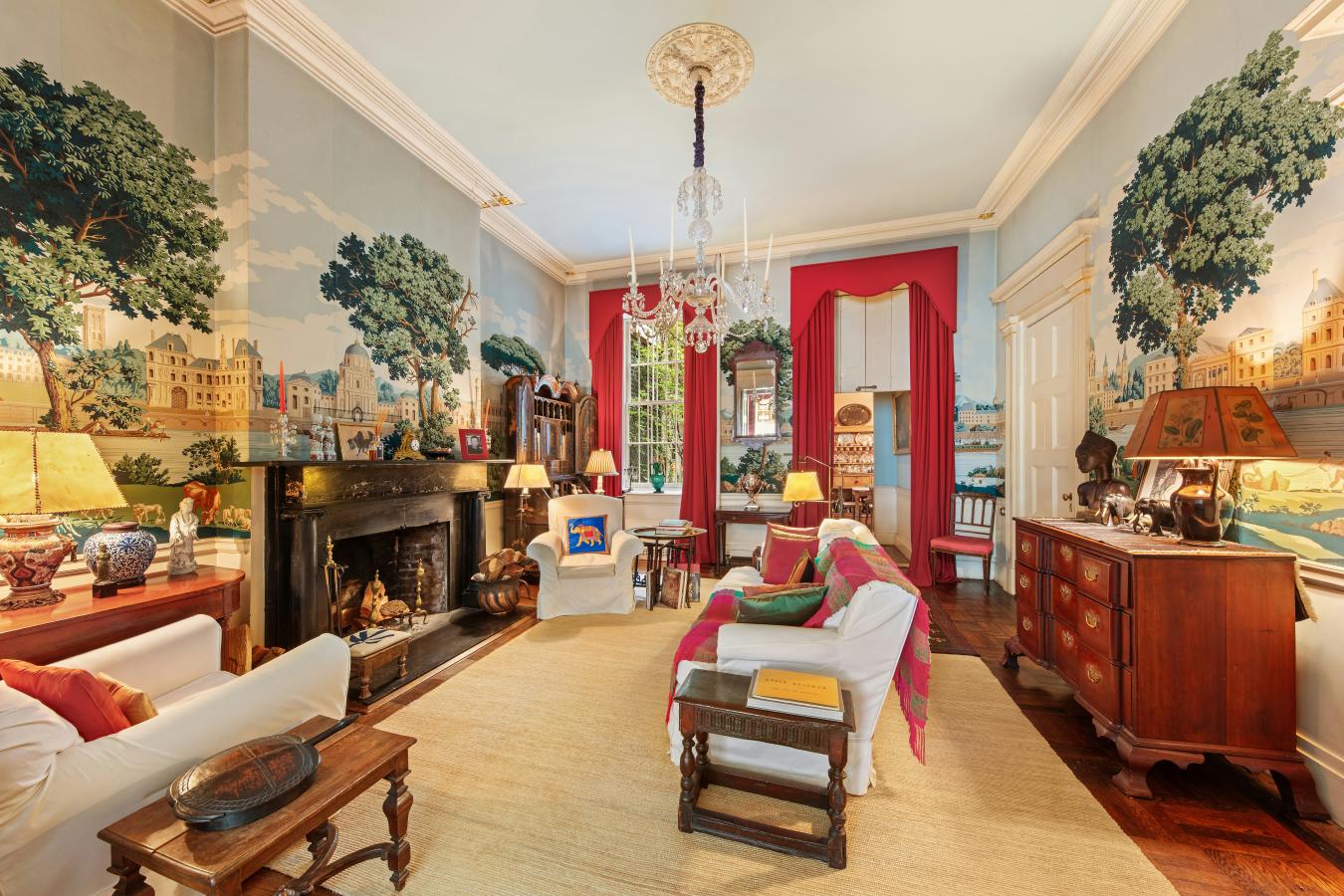 Soho, New York, 10012, United States, 6 Bedrooms Bedrooms, ,3 BathroomsBathrooms,Residential,For Sale,1953582