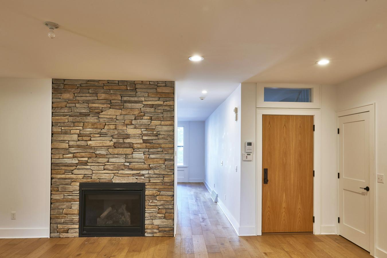 Hudson, New York, 12534, United States, 3 Bedrooms Bedrooms, ,4 BathroomsBathrooms,Residential,For Sale,1953197