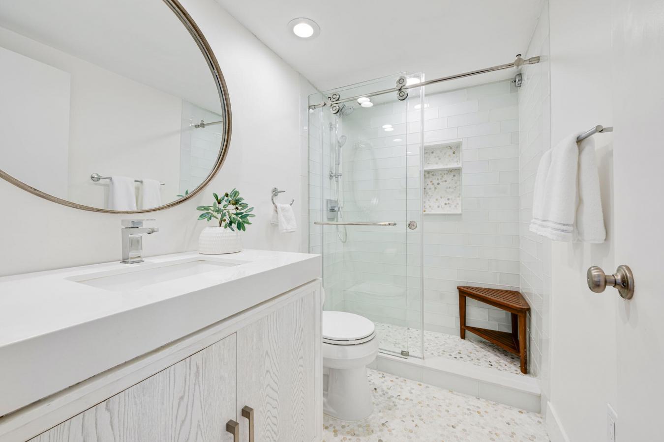 Palm Beach, Florida, 33480, United States, 1 Bedroom Bedrooms, ,1 BathroomBathrooms,Residential,For Sale,1953195