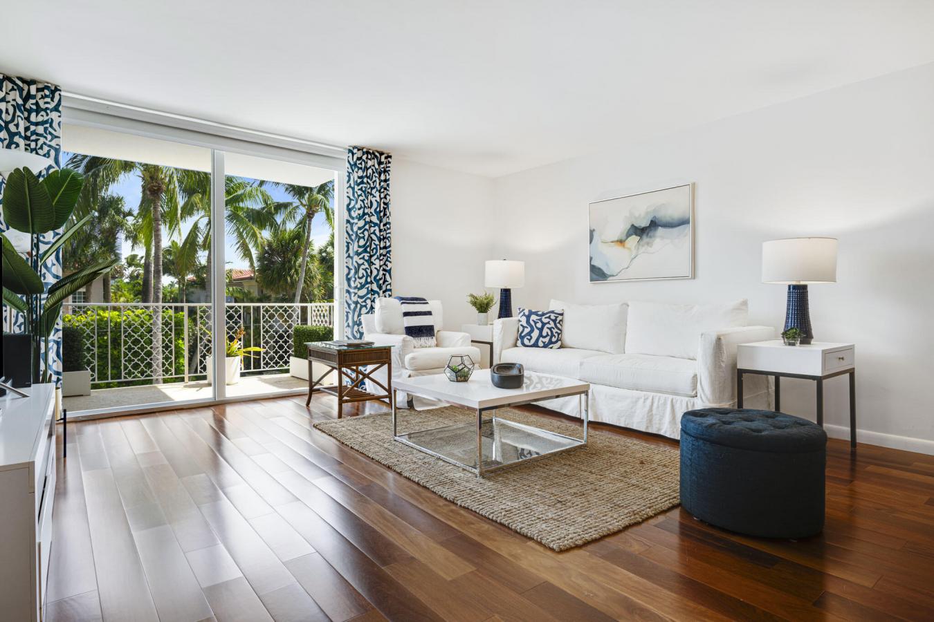Palm Beach, Florida, 33480, United States, 1 Bedroom Bedrooms, ,1 BathroomBathrooms,Residential,For Sale,1953195