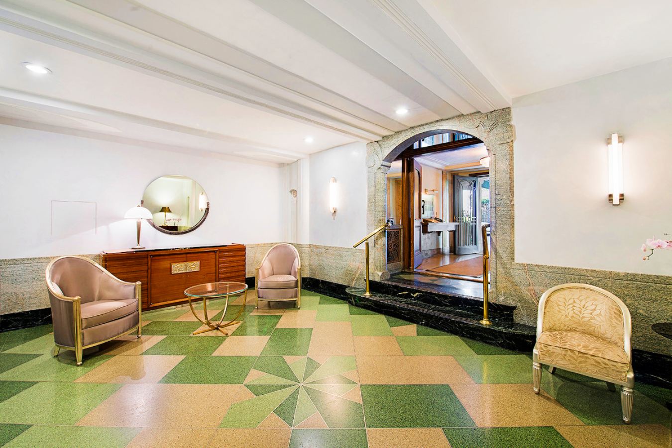 New York, New York, 10022, United States, 3 Bedrooms Bedrooms, ,2 BathroomsBathrooms,Residential,For Sale,1953194