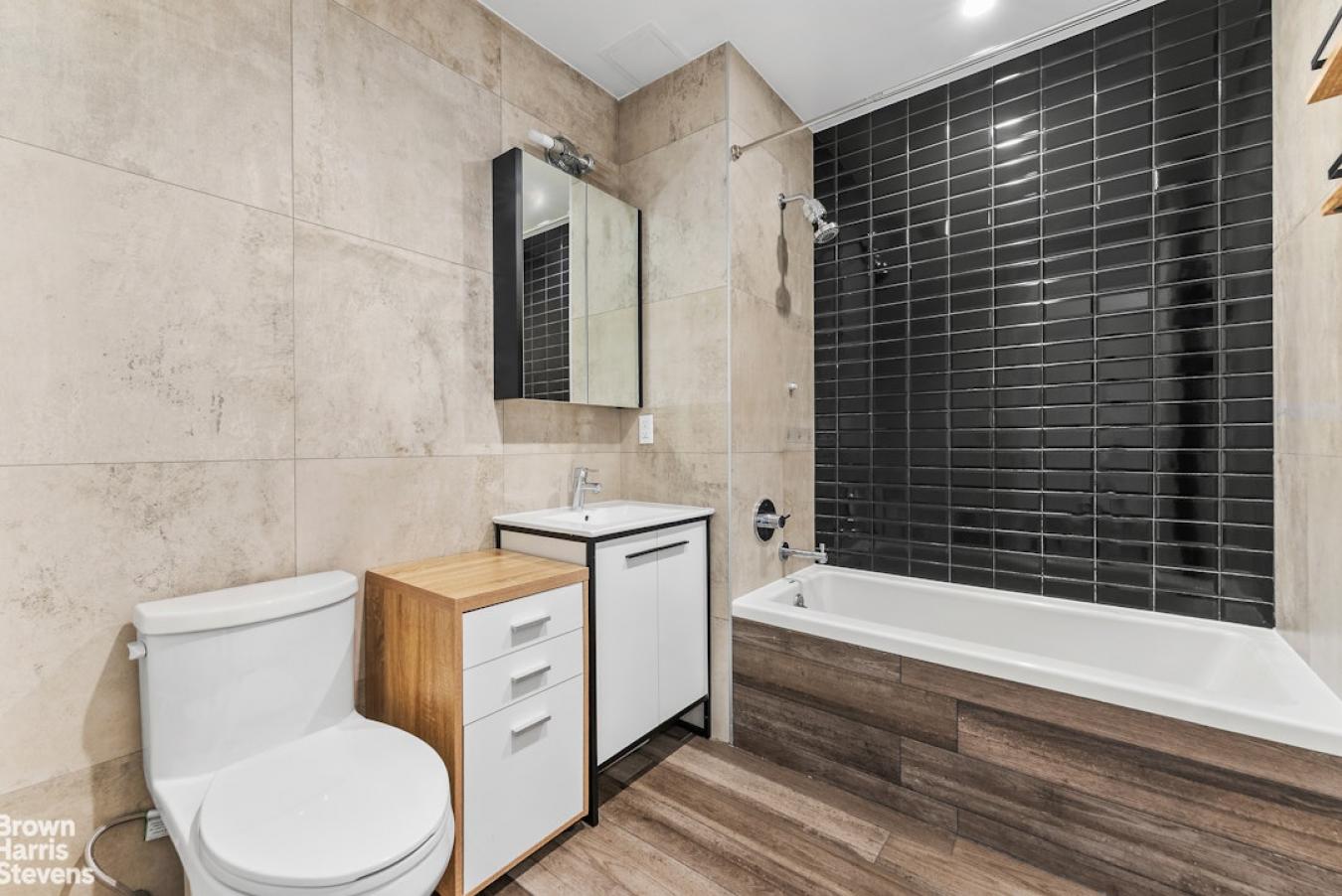 Bushwick, New York, 11237, United States, 2 Bedrooms Bedrooms, ,1 BathroomBathrooms,Residential,For Sale,1953193