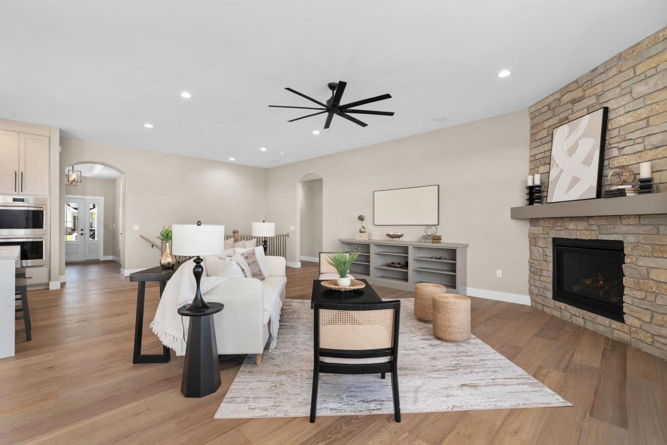 Waunakee, Dane, 53597, United States, 6 Bedrooms Bedrooms, ,3 BathroomsBathrooms,Residential,For Sale,1953575