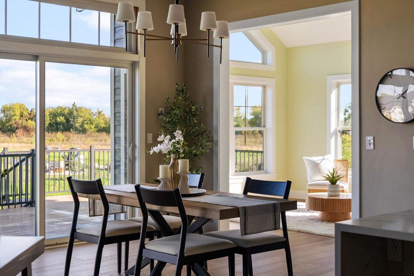 Waunakee, Dane, 53597, United States, 6 Bedrooms Bedrooms, ,3 BathroomsBathrooms,Residential,For Sale,1953575