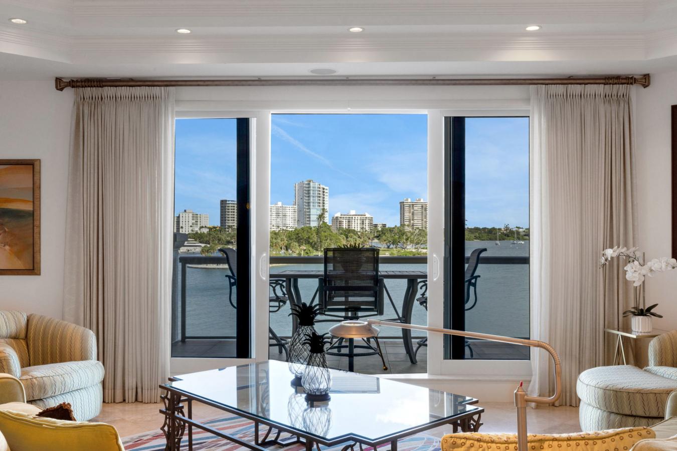 Sarasota, Sarasota, 34236, United States, 3 Bedrooms Bedrooms, ,3 BathroomsBathrooms,Residential,For Sale,1953565