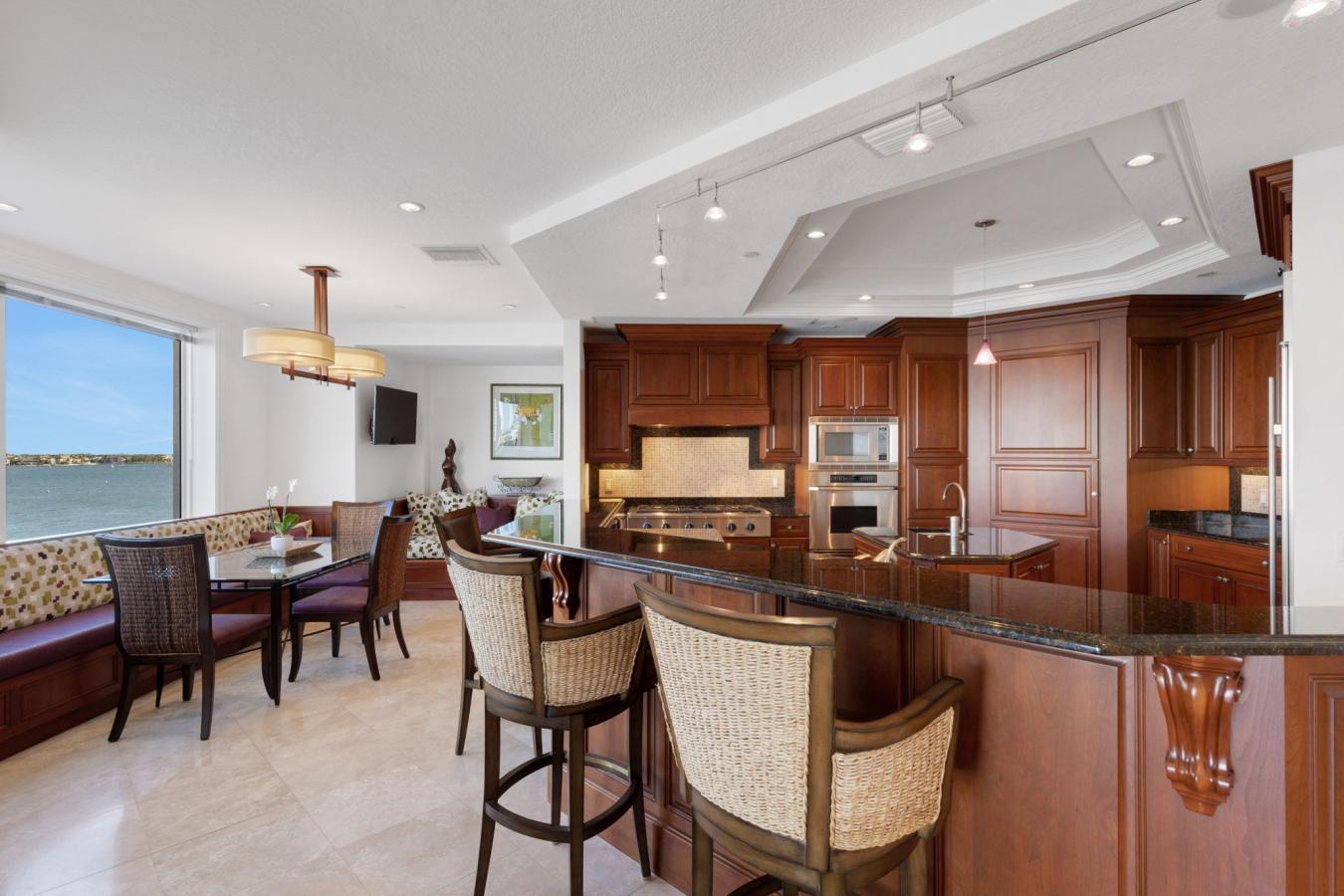 Sarasota, Sarasota, 34236, United States, 3 Bedrooms Bedrooms, ,3 BathroomsBathrooms,Residential,For Sale,1953565