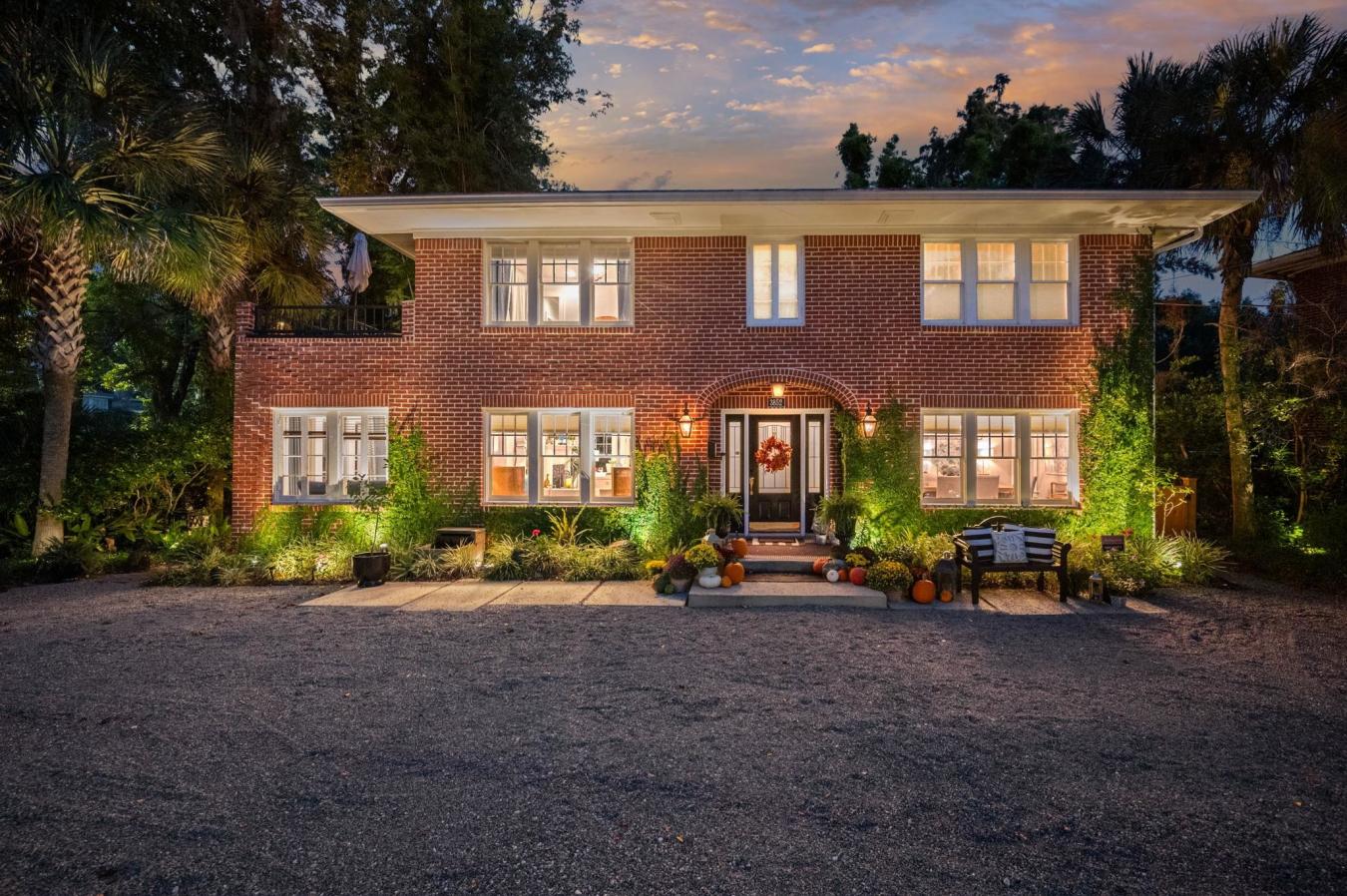 Jacksonville, Duval, 32205, United States, 3 Bedrooms Bedrooms, ,2 BathroomsBathrooms,Residential,For Sale,1953563