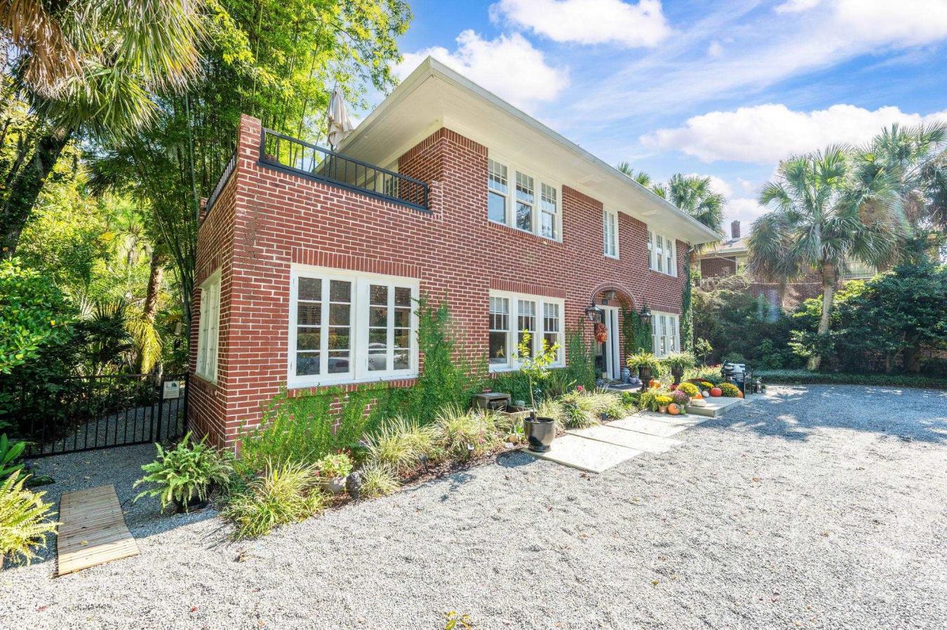 Jacksonville, Duval, 32205, United States, 3 Bedrooms Bedrooms, ,2 BathroomsBathrooms,Residential,For Sale,1953563