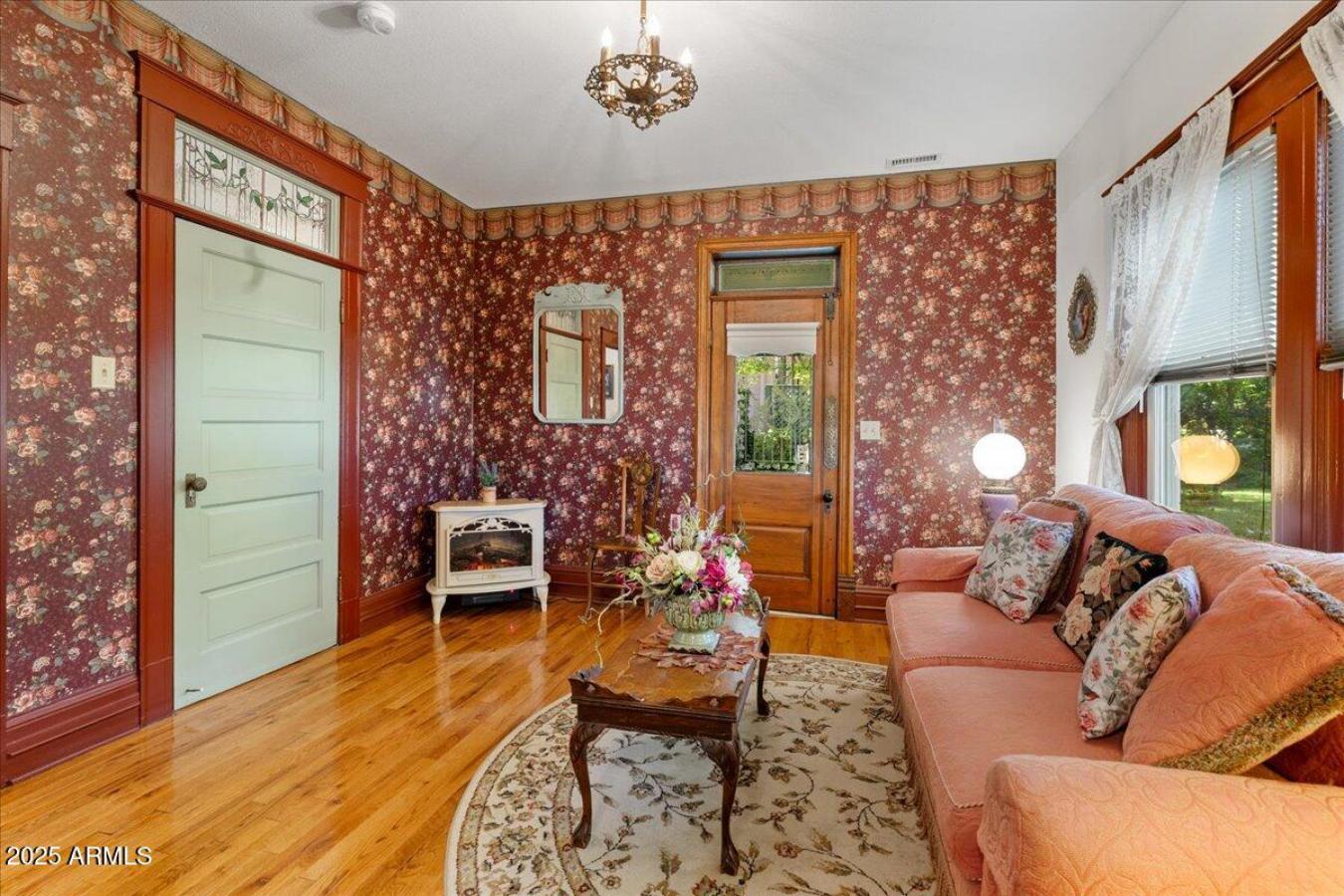 Prescott, Yavapai, 86303, United States, 5 Bedrooms Bedrooms, ,2 BathroomsBathrooms,Residential,For Sale,1953561