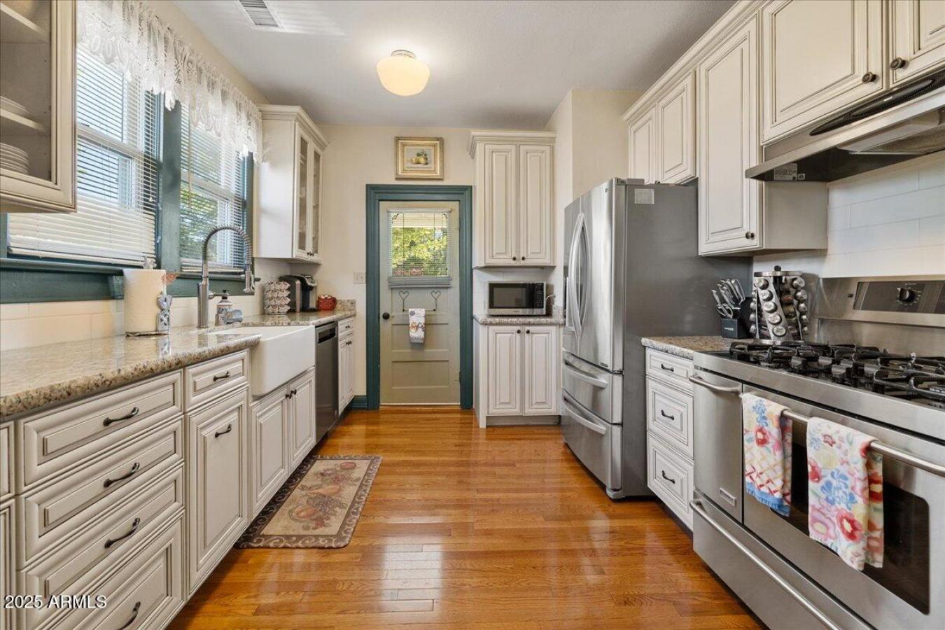 Prescott, Yavapai, 86303, United States, 5 Bedrooms Bedrooms, ,2 BathroomsBathrooms,Residential,For Sale,1953561