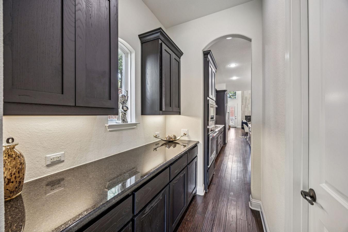 Plano, Denton, 75024, United States, 4 Bedrooms Bedrooms, ,3 BathroomsBathrooms,Residential,For Sale,1953560